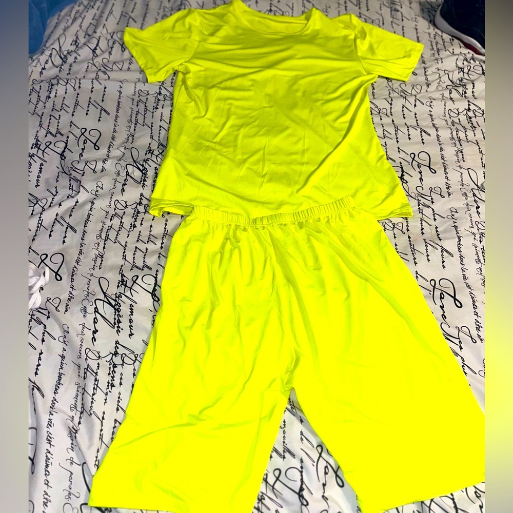 Amazon Matching Neon Yellow Set (Biker Shorts & Shirt)